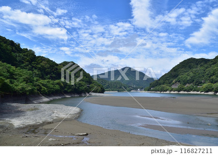丹沢湖の風景 116827211