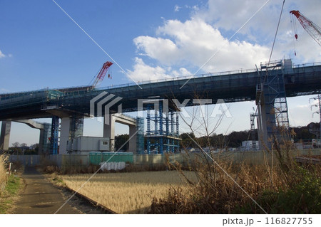 横浜市栄区　田谷の景色　横浜湘南道路田谷線　高速道路工事 116827755