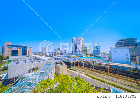 日本の藤沢都市景観　7月。東海道本線　辻堂駅などを望む＝22日 116831883