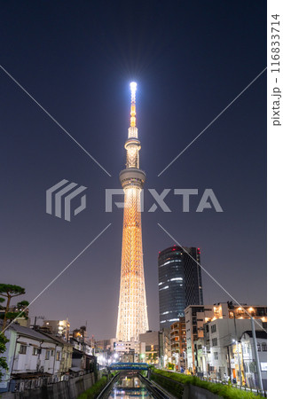 《東京都》スカイツリーの夜景・十間橋より 116833714