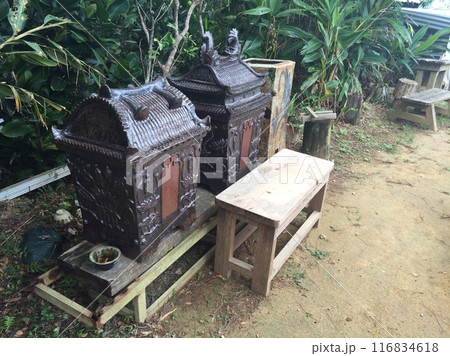 沖縄県・厨子甕 116834618