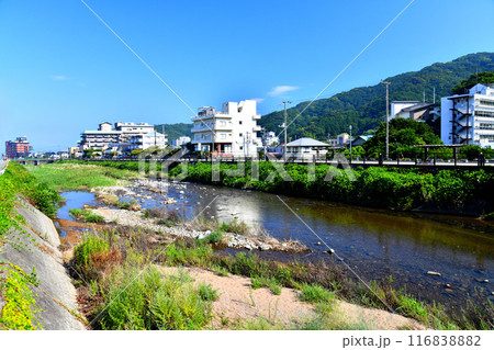 金山橋／土肥山川付近より下流／土肥温泉街方面を望む(静岡県伊豆市)【2024.7】 116838882