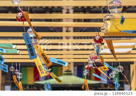 川崎大師の「風鈴市」【神奈川県・川崎市】 川崎大師の「風鈴市」【神奈川県・川崎市】 116840123