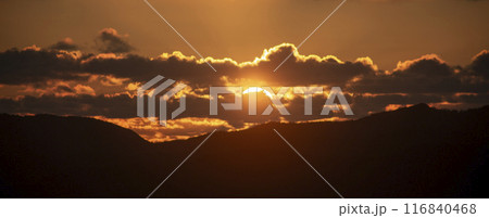 日の出前の奄美の東の空 日の出前の奄美の東の空 116840468
