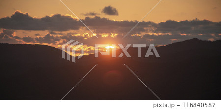 日の出前の前の奄美の東の空 日の出前の前の奄美の東の空 116840587