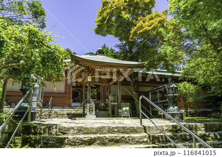 四国八十八箇所82番 根香寺 本堂回廊 香川県高松市 四国八十八箇所82番 根香寺 本堂回廊 香川県高松市 116841015
