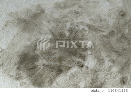 ちぎり和紙による濃淡背景素材（グレー） 116841138