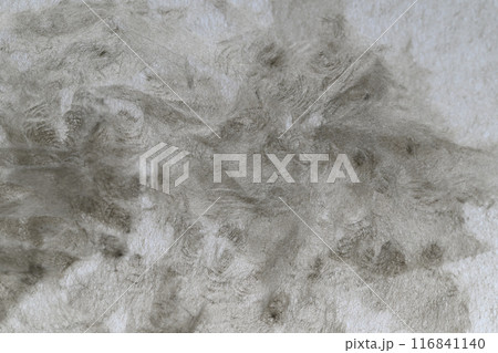 ちぎり和紙による濃淡背景素材（グレー） 116841140