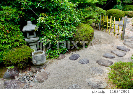 松江藩主の墓所　月照時の茶室　 116842901