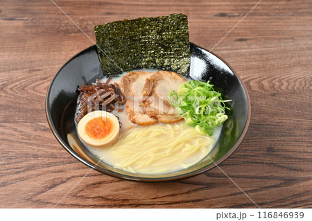 豚骨らーめん、豚骨ラーメン、とんこつラーメン、とんこつ拉麺、博多ラーメン、博多らーめん。 116846939