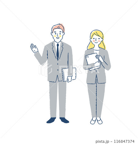 笑顔で立っているビジネスパーソンの男女 116847374
