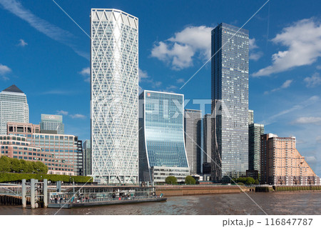 Canary Wharf 116847787