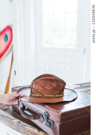 革製の帽子 革製の帽子 116848636