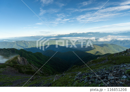 仙丈ヶ岳山頂からの景色 仙丈ヶ岳山頂からの景色 116851208