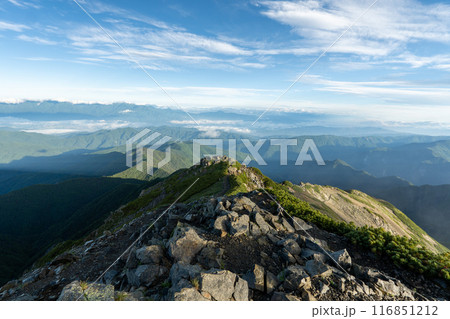 仙丈ヶ岳山頂からの景色 仙丈ヶ岳山頂からの景色 116851212