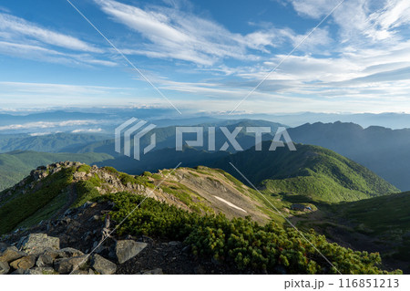 仙丈ヶ岳山頂からの景色 仙丈ヶ岳山頂からの景色 116851213