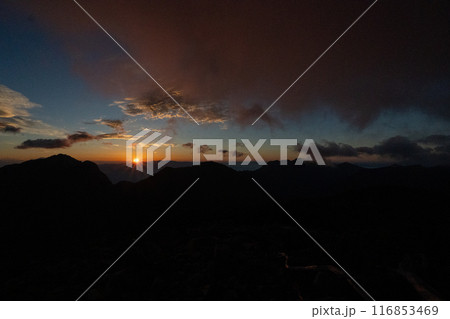 北沢峠から仙丈ヶ岳への登山道 北沢峠から仙丈ヶ岳への登山道 116853469