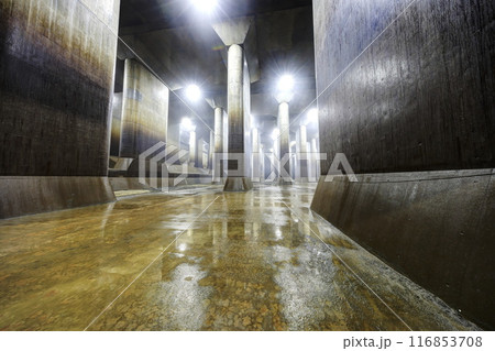 首都圏外郭放水路防災地下神殿 116853708