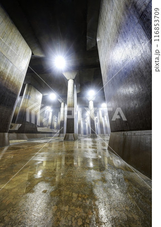 首都圏外郭放水路防災地下神殿 116853709