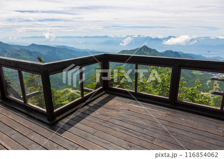 横手山山頂展望台　夏の志賀高原 116854062