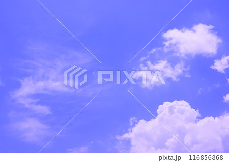 雲のある青空 (背景素材） 116856868