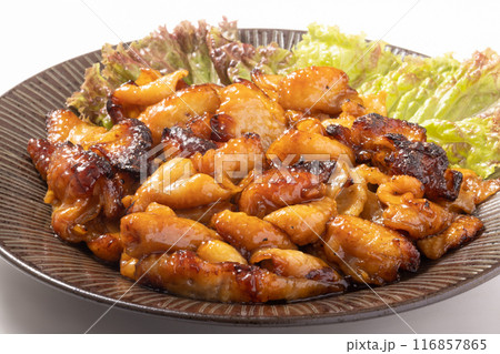 鶏皮 炭火焼き 鶏皮 炭火焼き 116857865