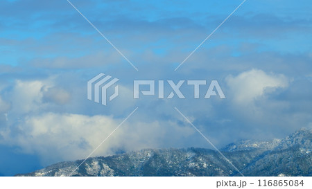 Clouds Passing Above The Peaks. Gorgeous Winter Mountains On A Sunny Winter Day. Timelapse. 116865084