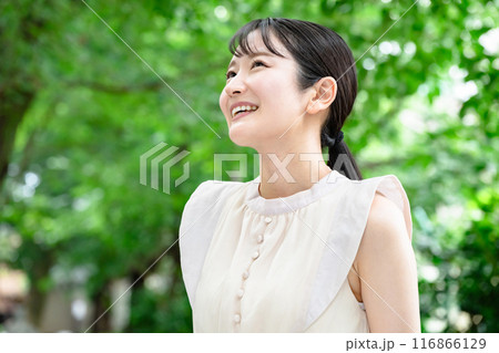 笑顔の女性 ポートレート 笑顔の女性 ポートレート 116866129