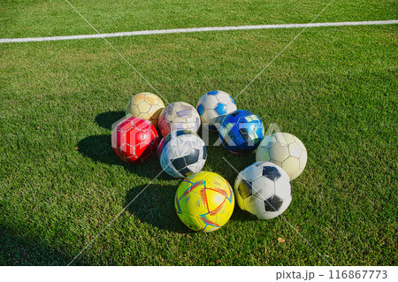 サッカーボール　サッカーグラウンド　サッカー場　 サッカーグラウンド　 サッカー 116867773