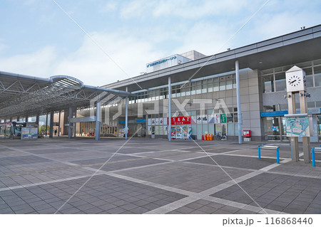 【広島港 フェリーターミナル】 広島県広島市南区宇品海岸 116868440