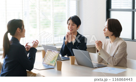 女性 ビジネス 女性 ビジネス 116868443