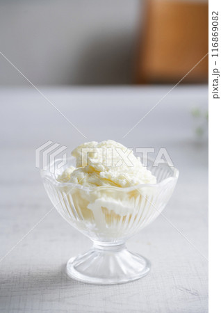 バニラアイスクリーム バニラアイスクリーム 116869082