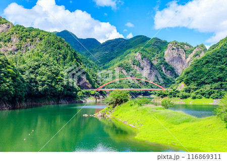 夏の日向神峡とハート岩 福岡県八女市 夏の日向神峡とハート岩 福岡県八女市 116869311
