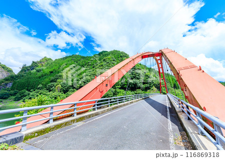 夏の日向神峡　蹴洞橋　福岡県八女市 116869318