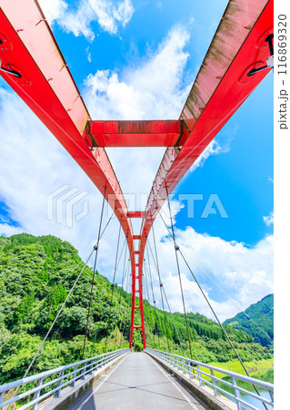 夏の日向神峡　蹴洞橋　福岡県八女市 116869320