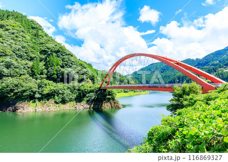 夏の日向神峡 蹴洞橋 福岡県八女市 夏の日向神峡 蹴洞橋 福岡県八女市 116869327