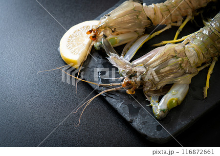 fresh mantis shrimp with lemon 116872661