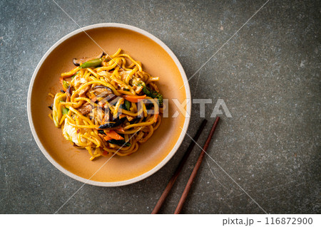 stir-fried yakisoba noodles with vegetable in vegan style 116872900