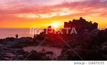 十六羅漢岩・夕景 116873153