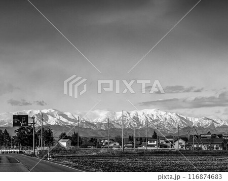 連なる銀嶺～冬の会津の旅～ 116874683