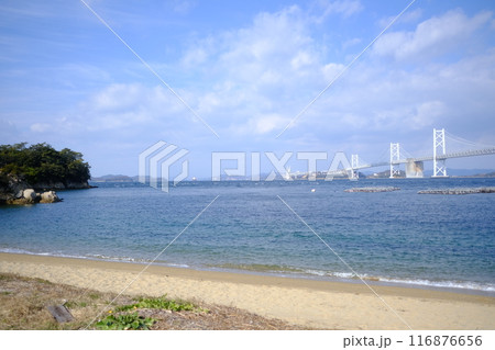 香川県坂出市「沙弥島」のナカンダ浜からの風景 116876656