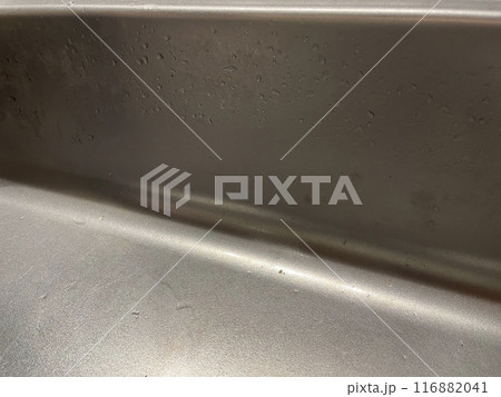 シンクの水滴 116882041
