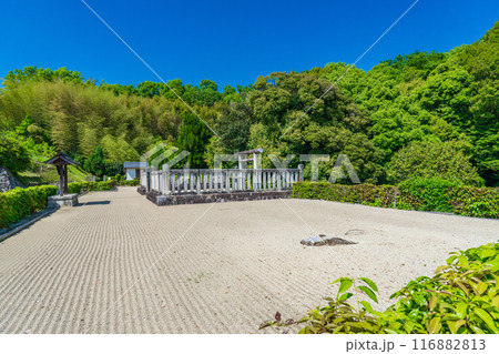 奈良県明日香村　第二十九代　欽明天皇　檜隈坂合陵 116882813