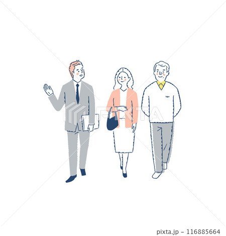 シニアカップルを案内するビジネスマン 116885664
