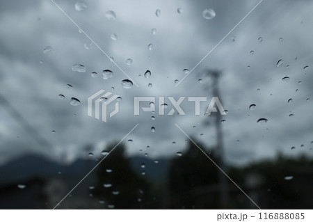 雨粒 116888085