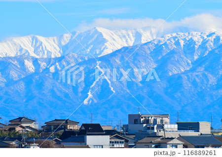 雪の飯豊山（新潟県）	 116889261