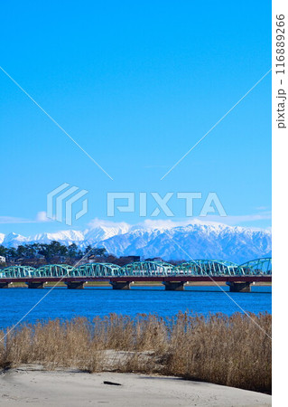 雪の飯豊山（新潟県）	 116889266