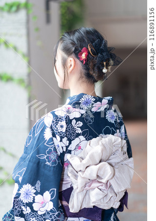 倉敷アイビー浴衣の美少女 116891156
