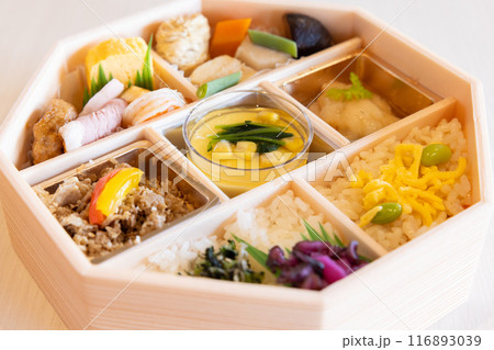 おいしい和食のお弁当 116893039