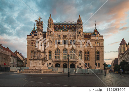 Roman Catholic Matthias Church and Fisherman's Bastion in the morning. Budapest 116895405